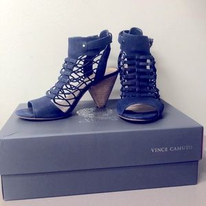 Vince Camuto midnight heel